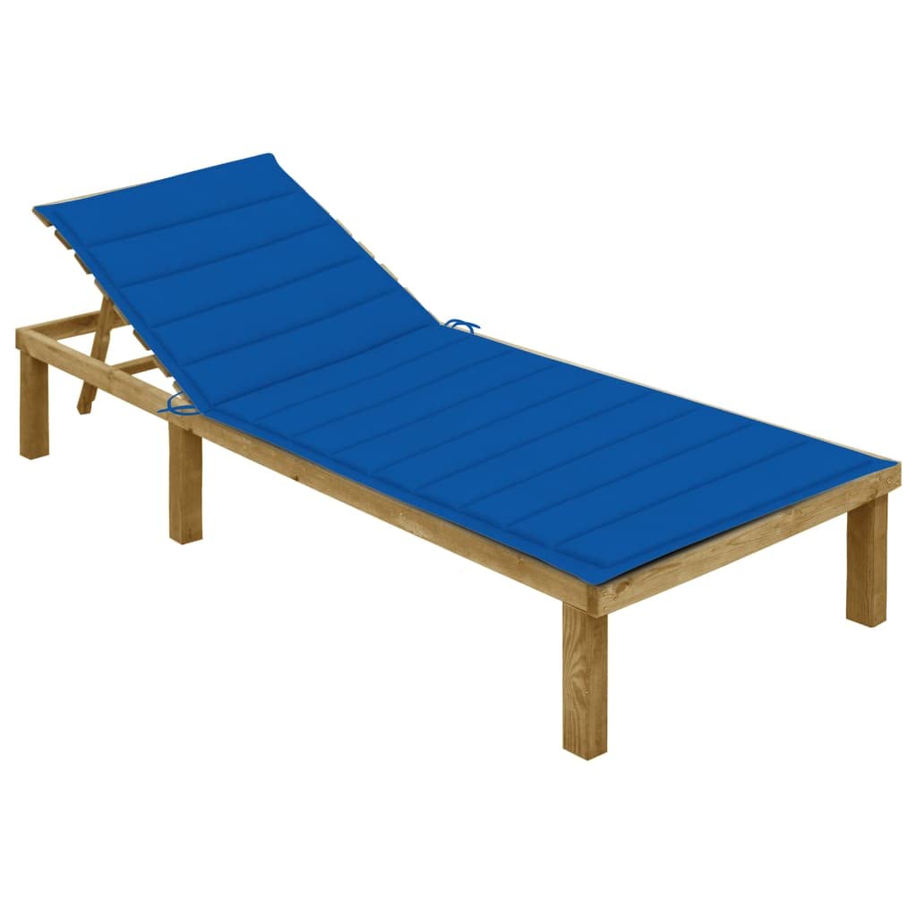 Chaise longue en pin imprégné pour votre balcon avec son grand coussin bleu roi tout confort