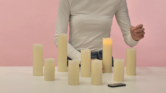 Candela LED Extra Large Impermeabile Per Esterni CANDLE CHOICE: 15,2x30,5 Cm, Luce Calda, Timer 6h, Plastica Avorio
