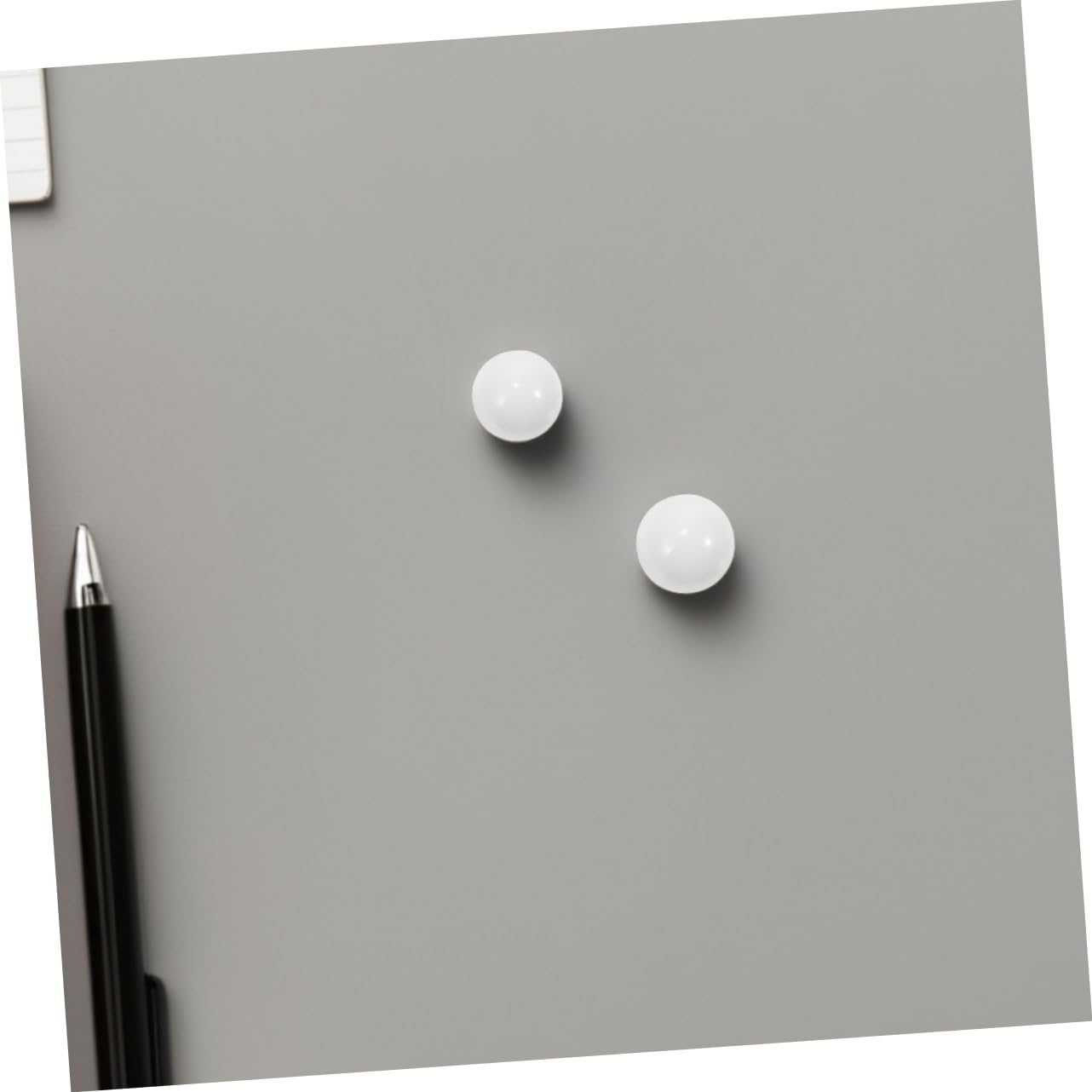 10pcs Spherical Roulette Balls White Acrylic Beads for Enhanced Table Game Experience for Roulette Wheels for Party Props and Gaming Accessories