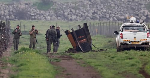 Bombe e petrolio Podcast Por  arte de portada