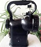 Retro-Ornamente, dreifarbige Handsignalleuchten der Eisenbahn 57-4, alte Inspektionsleuchten, Patrouillenleuchten, Volksbräuche, alte Dinge, authentisch gebraucht, batterielos.