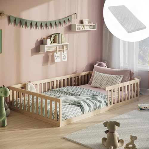 Lit au Sol avec barrière Anti-Chute - Taille 120 x 200 cm - Matelas et sommier à Lattes Inclus - Lit Montessori pour Enfant et Adolescent - Lit Simple en Bois certifié - Finition Bois Naturel