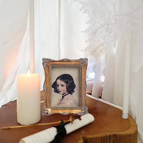 Sikoo 2.5X3.5 Vintage Picture Frames Small Picture Frame Wallet Size Picture Frames 2.5 X 3.5 Ornate Picture Frames Mini Photo Frame, Table Top Display And Wall Mount, Antique Home Decor, Bronze Gold #TOP2