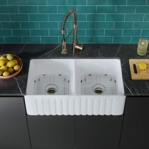Image of Swiss Madison Well Made Forever SM-KS246 Delice Duo Farmhouse Sink, Glossy White
