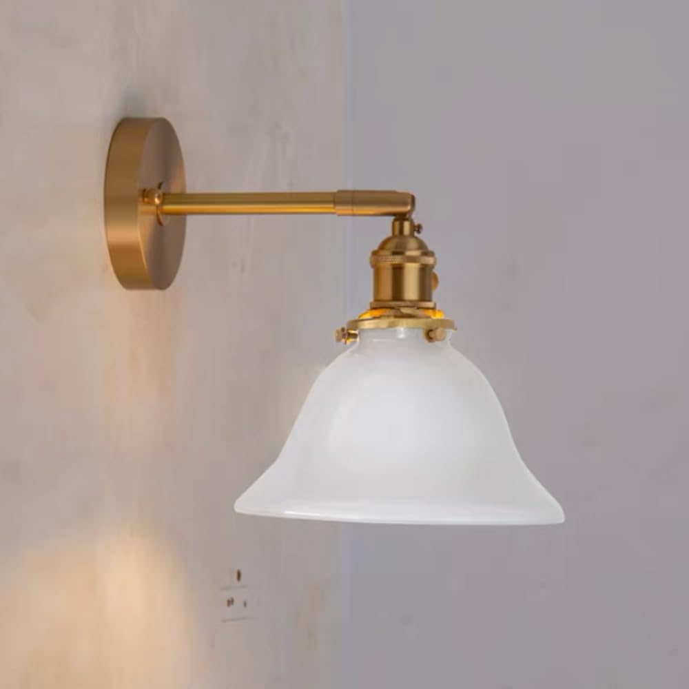 Applique da Parete in Ottone Regolabile, Moderna Lampada da Parete in Vetro Bianco Latte con Interruttore on/off, Lampada da Parete in Ottone Spazzolato retrò Vintage, Paralume in Vetro a Forma d