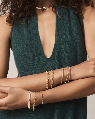 gorjana - Poppy Gold Bracelet Set - 18k Gold-Plated Brass - Luxurious and Durable Finish - Stackable for Dynamic Style - Perfect for Gifting3