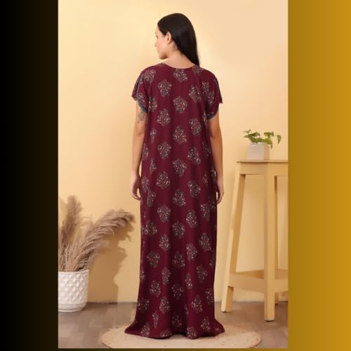 Image of Women's Alpine Botanical Leaves Print Maxi Nightgown with Pocket