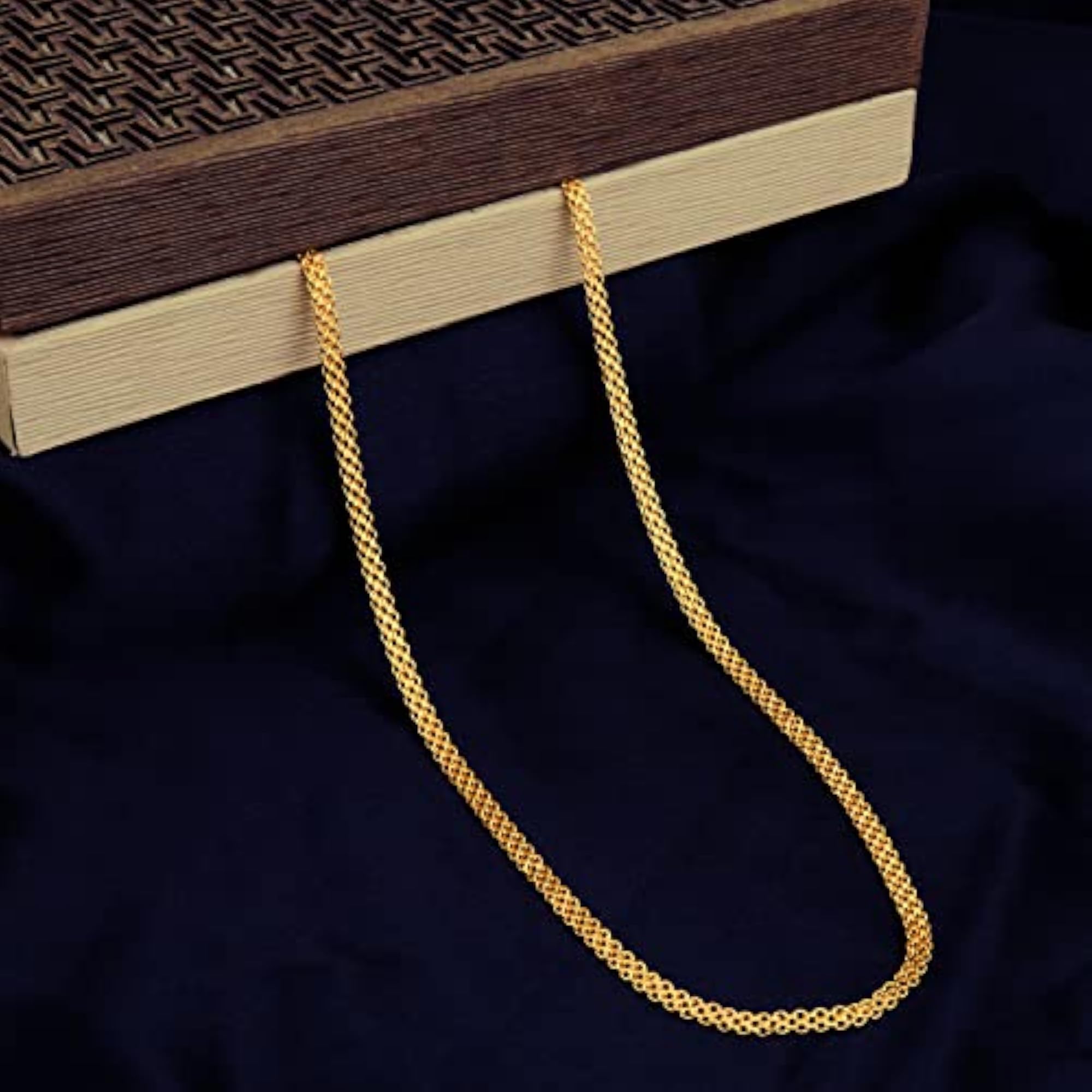 Limited Edition Golden Thin Neck Chain, Unisex