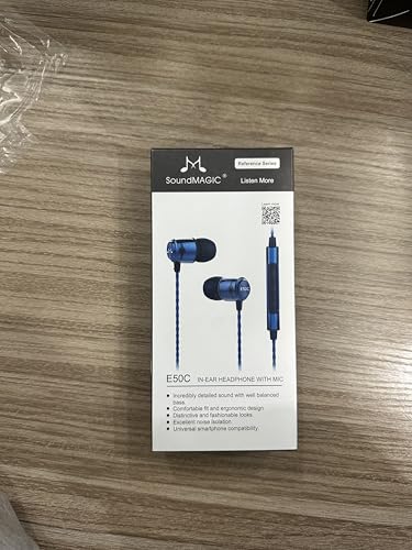 Image of SoundMAGIC E50C Wired Earbuds with Microphone in Ear Monitor HiFi Earphones Good Noise Isolating Headphones Comfortable Fit Blue