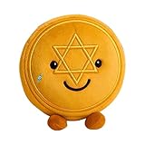 Material de Larga Duración: El peluche prioriza la seguridad para todas las edades, haciéndolo ideal para que niños y adultos disfruten de interacciones sin preocupaciones, ya sea como compañero de desarrollo o artículo de decoración cómodo. Su material duradero mantiene la integridad y suavidad con el uso continuo, ofreciendo un perdurable en entornos domésticos o de ocio, y fomentando momentos de juego y relajación con total confianza.