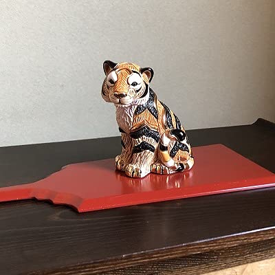 Amazon.co.jp: リンコナダ 座るトラ F233 動物 陶器 置物 虎 とら トラ