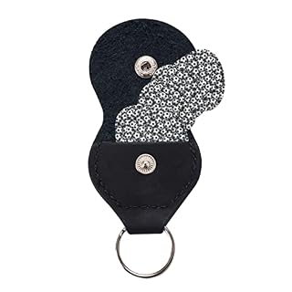 Pile of Footballs Lot de 6 médiators pour guitare acoustique, guitare électrique, basse, ukulélé – fins, moyens et épais… - Les Beatles, Paul McCartney, John Lennon, RIngo Starr, George Harrison Pile of Footballs Lot de 6 médiators pour guitare acoustique, guitare électrique, basse, ukulélé – fins, moyens et épais… – Image 5