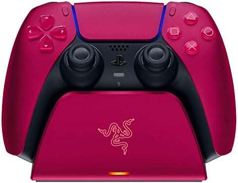 Razer Stojak do szybkiego ładowania do kontrolera PlayStation 5 (szybkie ładowanie, zakrzywiona konstrukcja kołyski, zasilany przez USB, nawigacja jedną ręką), kosmiczna czerwień
