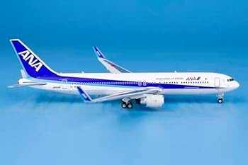 Amazon.co.jp: @レア@ANA B767-300ER 1/400ジェット : おもちゃ