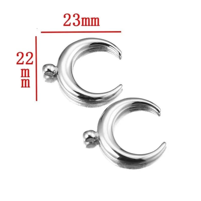 Collier Crescent Moon au design vintro raffiné et détails perlés délicats