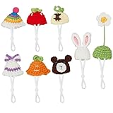 SUNNYCLUE 1 Schachtel 8 verschiedene 7{6} cm Große Schreibtisch Gänse Outfits Mini Strickmützen Kleine Schreibtisch Gänse Verschiedene Strickmuster Ananas Florid Bär Kaninchen Winzige Wollgarn Kopfbed