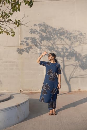 Image of GoSriKi Women's Rayon Viscose Straight Printed Kurta with Pant