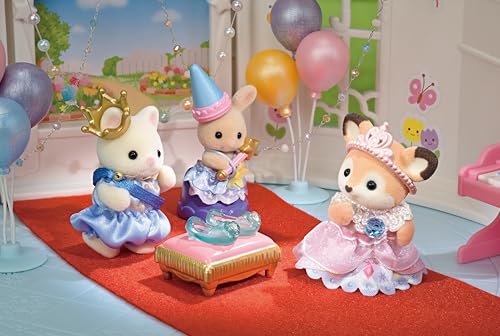 Sylvanian Families - Le Petit Train des Nuages - 2 Figurines Incluses - Plongez dans l'univers de la Famille Sylvanian - Figurines Miniatures - Jouet Enfant 3 Ans et + - 5819