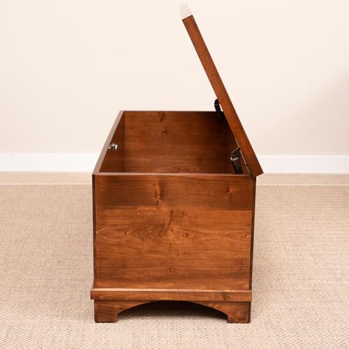 Image of Rustic Red Door Co. Whitley Cedar Hope Chest with Flat Top - Amish Storage w /Anti-Slam Hinges - Blanket Hope Chest Trunks with lock - Solid Wood (Brown Maple Wood, Asbury Stain, 46 inch)