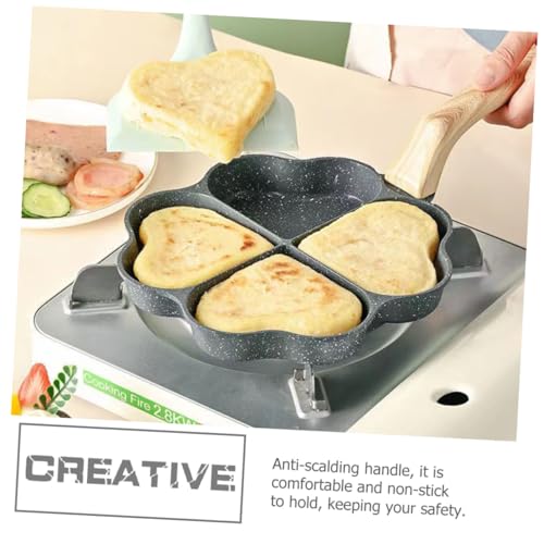 Poêle à œufs pour un brunch réussi en famille le dimanche matin