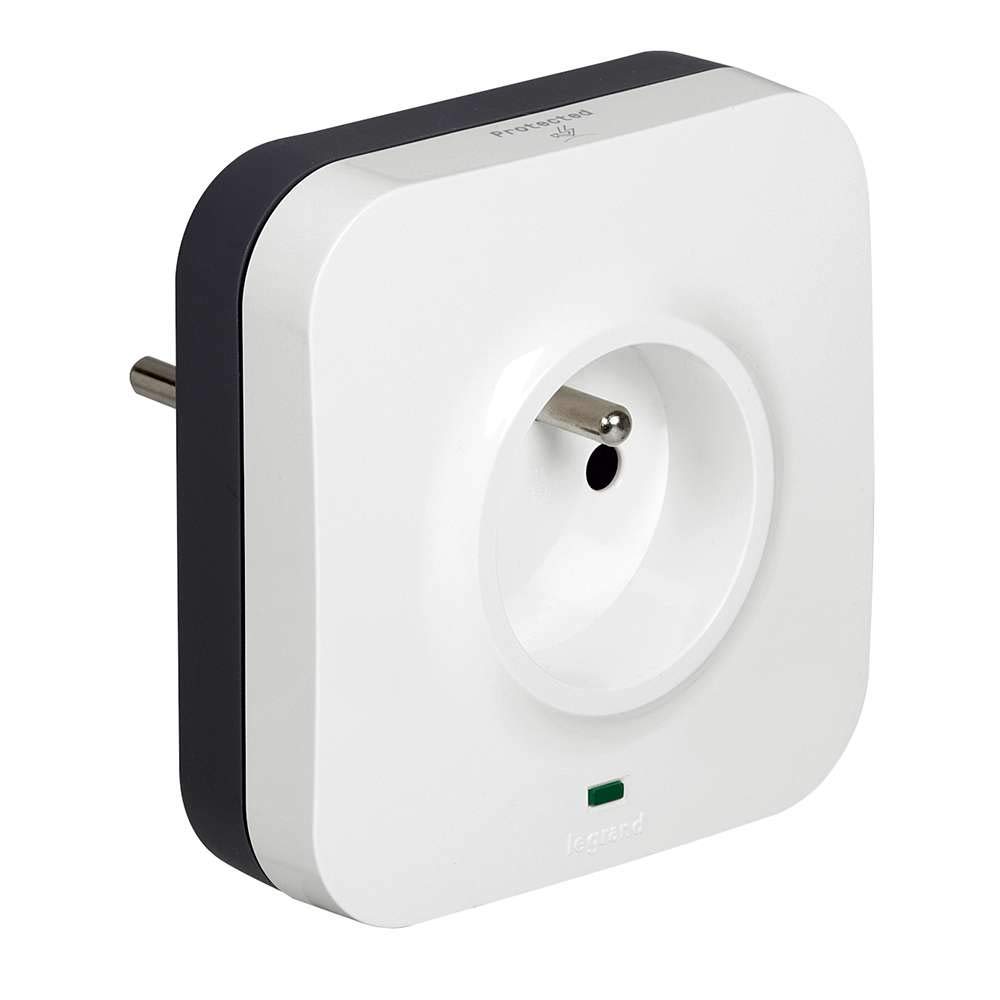 Prise protégée - 2P+T + 2 X RJ 45 avec parafoudre - cordon 1