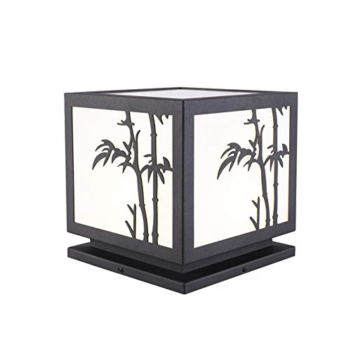 Lumières de jardin solaires pour illuminer vos soirées d'été sur le patio en bois