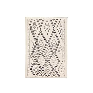 Descubre nuestra alfombra Beni Ourain, tejida a mano con 100% lana.Con estampados sutiles,Combina la tradición marroquí y la elegancia atemporal. Una reliquia de lujo para tu espacio vital.(3.9×4.8m)