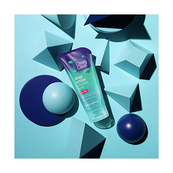 Clean & Clear Deep Action Exfoliating Cleanser with Pro-Vitamin B5, Gentle Exfoliating Daily Face Scrub Cleans Deep Down to the Pore for Soft, Smooth, Hydrated Skin, Oil Free Face Wash, 7 FL OZ