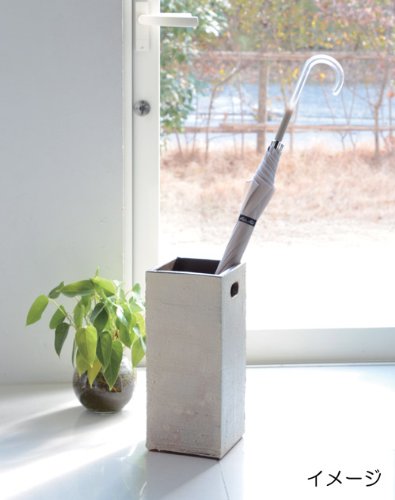Amazon｜ヤマ庄陶器 信楽焼 umbrella stand 白(丸) Sku-2｜傘立て