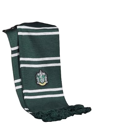 Wizarding World Bufanda de Harry Potter Slytherin Licencia, Verde, M | Ya disponible en tu tienda friki favorita! En mundofriki.es! Wizarding World Bufanda de Harry Potter Slytherin Licencia, Verde, M | Ya disponible en tu tienda friki favorita! En mundofriki.es!