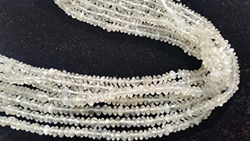Pierre de lune blanche bouton 4.5mm contre les perles irrégulières en bijouterie