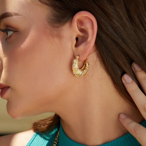 Image of FRUMOS 18K Gold Plated Chunky Hoop Earrings for Women Fashion Thick Gold Hoops Set Jewelry for Birthday Christmas Gifts