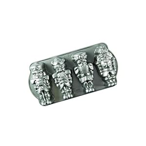 Nordic Ware Bandeja para tartas de cascanueces, lata para hornear de Navidad, lata de aluminio fundido, bandeja para magdalenas para mini pasteles, fabricada en los Estados Unidos, color: plateado