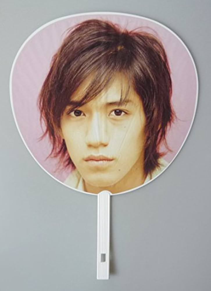 Amazon.co.jp: うちわ 錦戸亮 2004 「NEWSnowCONCERT〜ニュースの