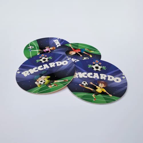 Gadaleta Digital Industries - 20 SOTTOBICCHIERI PERSONALIZZATI | IN VINILE IMPERMEABILE | TEMA CALCIO | CON NOME PERSONALIZZATO