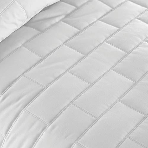 Brickyard Collection - Premium Quality, Soft, Wrinkle, Fade, & Stain Resistant, Easy Care, Daybed Cover Set, Twin, White #TOP2