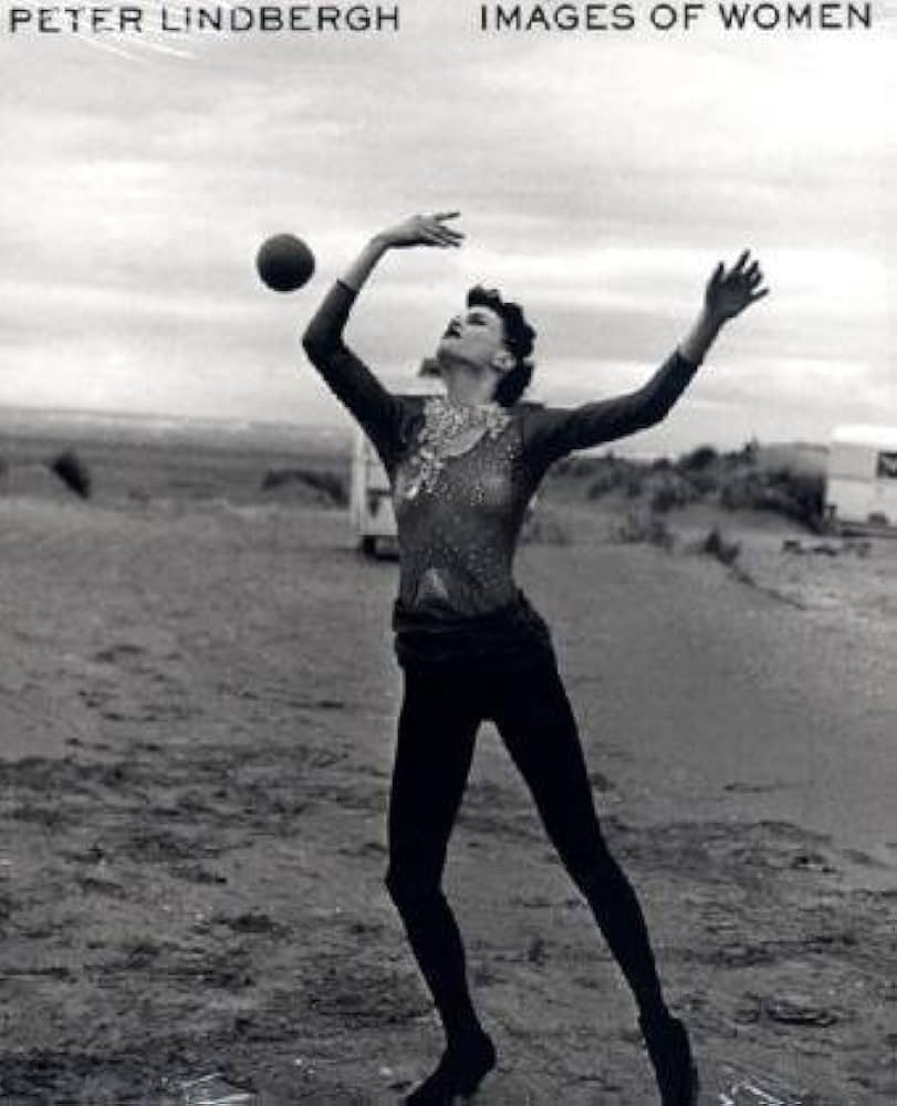 ピーター・リンドバーグ　Images of Women Images of Women: Peter Lindbergh: 9783936859898: Books