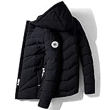 Winddichte und Wasserdichte Herren Jacke - Diese Übergangsjacke für Herren verfügt über eine Wetterschutz-Material, sodass sie sowohl wind- und wasserdicht als auch angenehm atmungsaktiv ist.