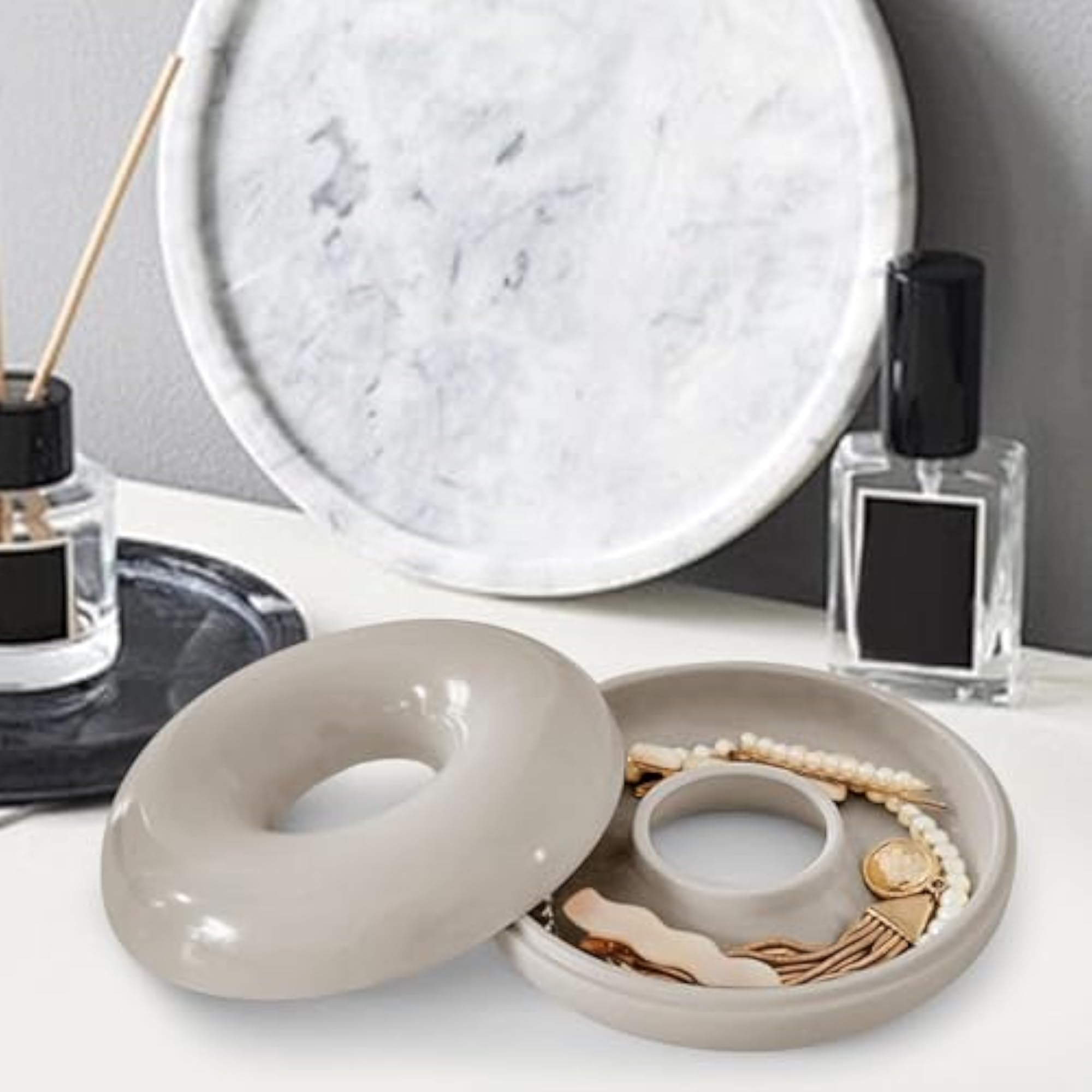 Exquisite Jewelry Storage Box with Cover for Women & Girls