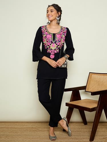 Image of Women Woollen Embroidered Round Neck Short Kurta With Pencil Pants