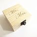 Produktbild Rustikale Ringbox aus Holz, Mr. Mrs. Ringträger Box, Hochzeitsringe Box