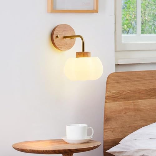 Aplique de pared contra el deslumbramiento nocturno en dormitorios con madera y cristal lechoso 4