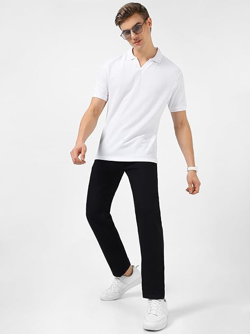 Image of Men's Easy Fit Solid Black Jeans