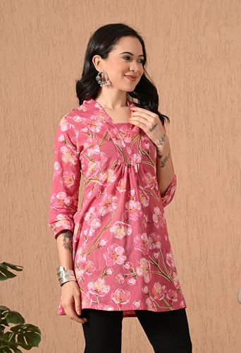 Image of Amazon Brand - Tavasya Women Ethnic Printed V-Neck Cotton Short A-line Kurta | Stylish Casual Everyday Office Top | 3 /4th Sleeve | Regular Fit