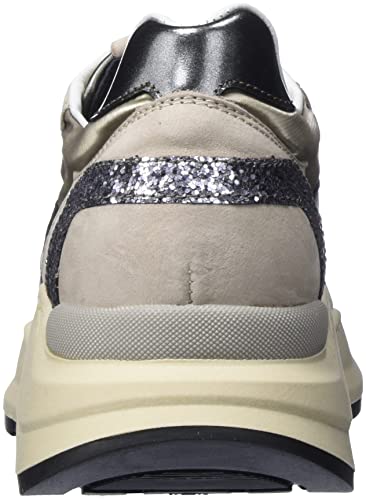 Sneaker - Image 4