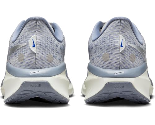 Nike Men's Vomero 17 Running Shoes3