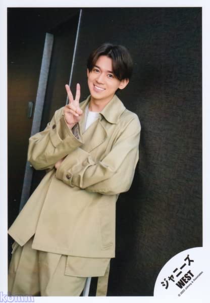 小瀧望（ジャニーズWEST）公式写真 Amazon.co.jp: ジャニーズWEST 公式生写真 （小瀧望）WA00379