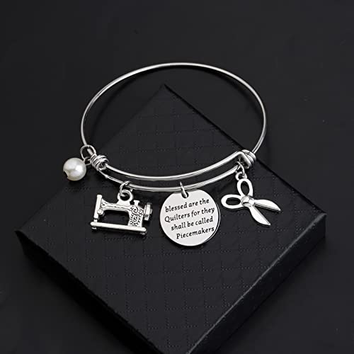 Gzrlyf Quilter Bracelet Funny Quilting Gifts for Quilters Quilting Lovers Gifts Sewing Lovers Gifts Quilting Jewelry Seamstress Bracelet4