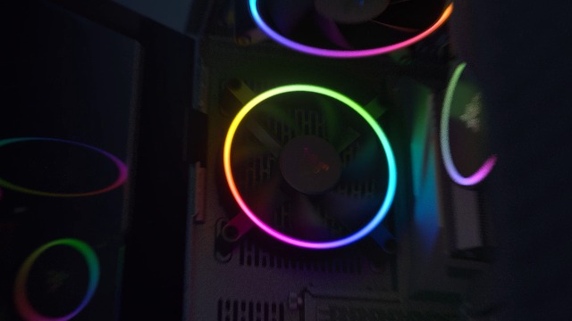 Razer Kunai Chroma, 120 mm, 3 fan : Amazon.com.tr: Bilgisayar