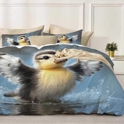 Duckling Outstretched Wings Duvet Cover Set, 80"x90